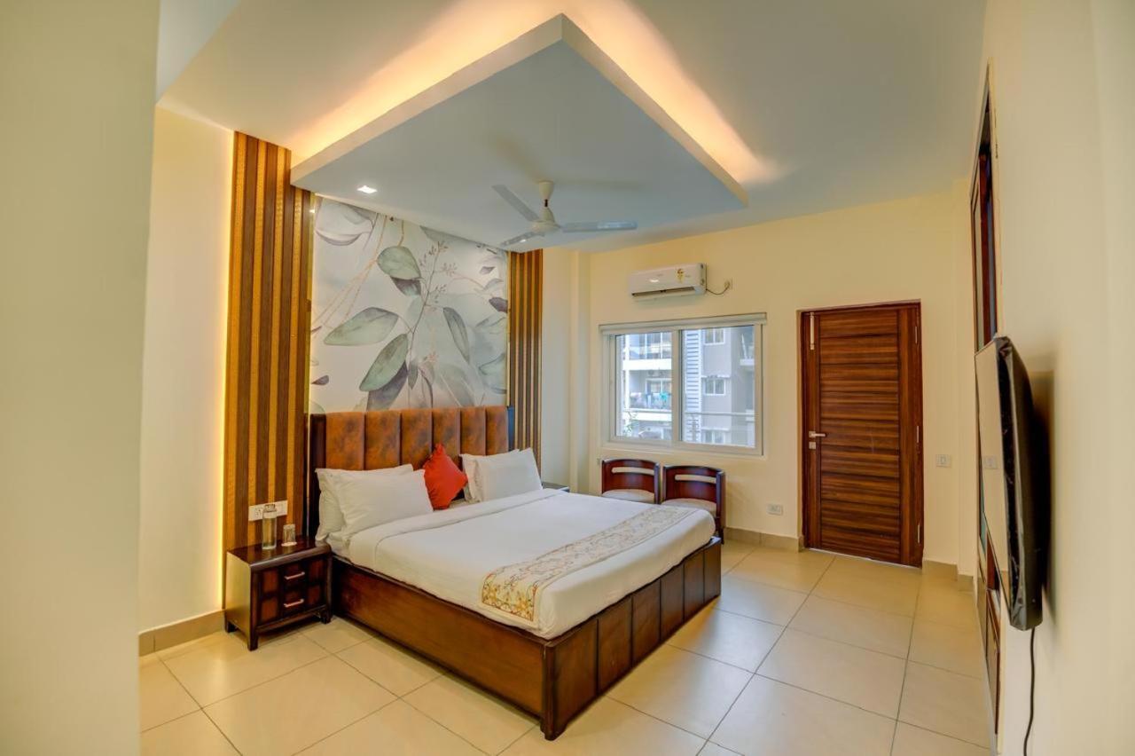 Golden Healing Journeys Homestay ริชิเคช ภายนอก รูปภาพ